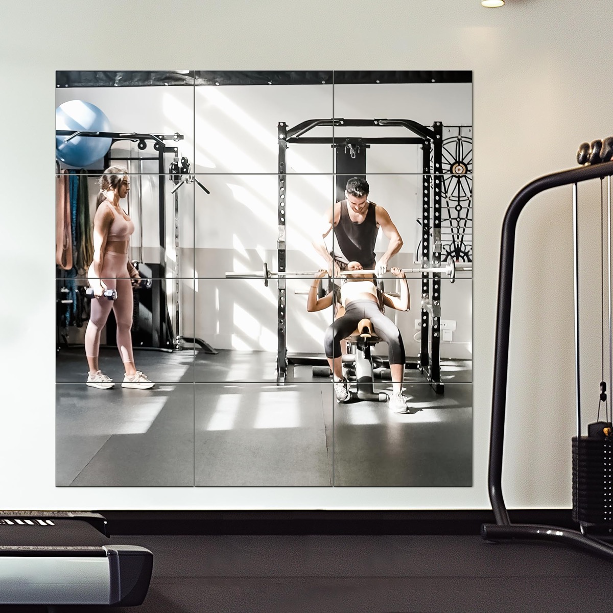 Espejo del gimnasio sin pose de selfie